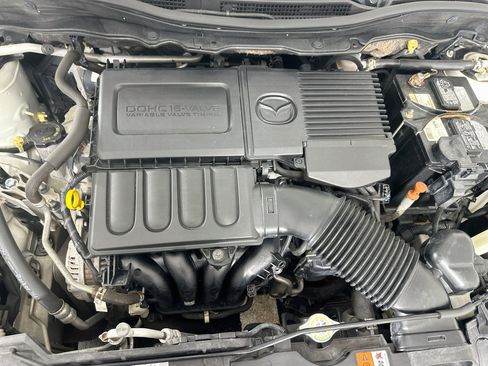 Used 2014 MAZDA MAZDA2 Sport FWD image 29