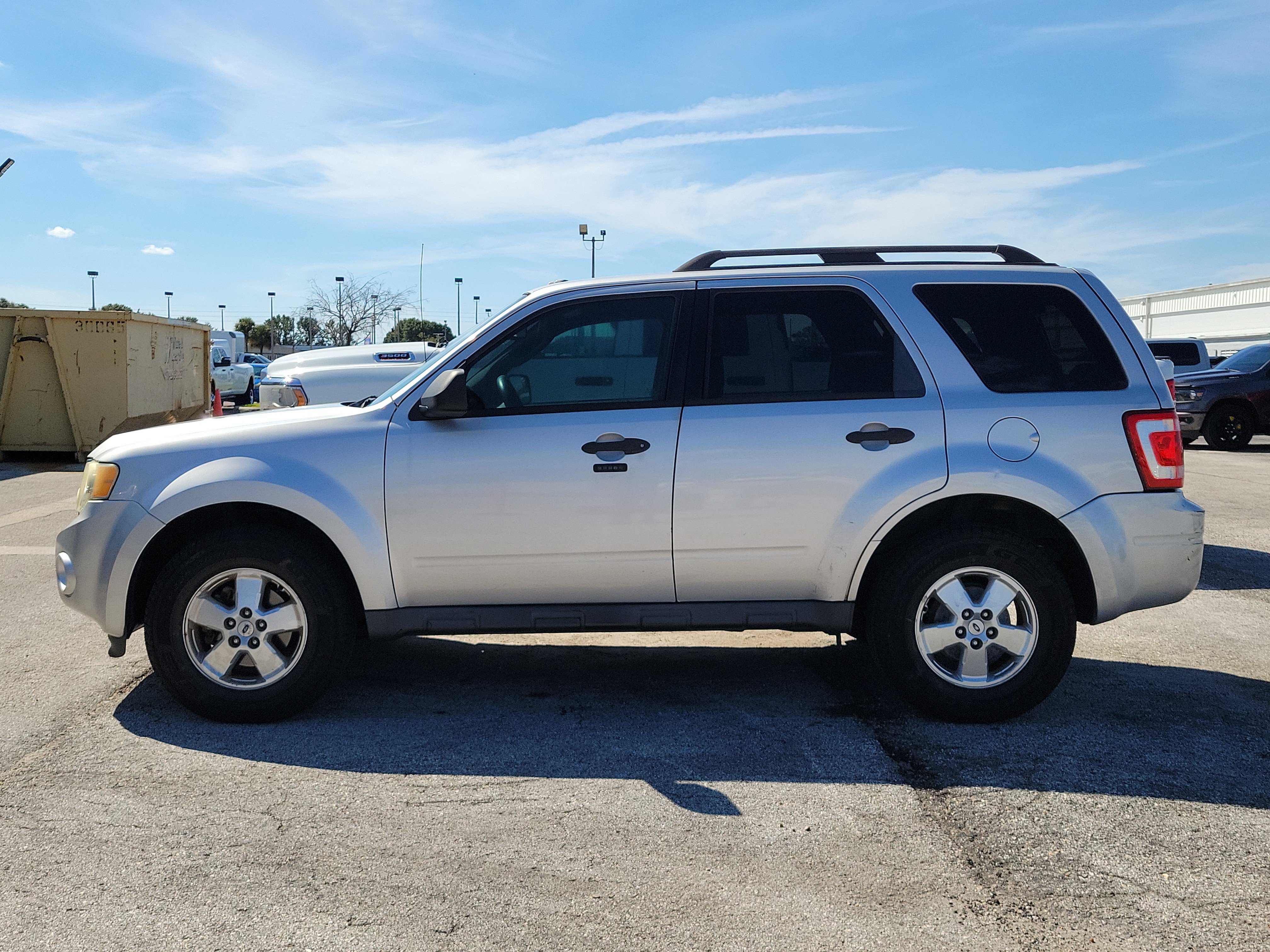 Used 2012 Ford Escape XLT AWD/4WD image 4