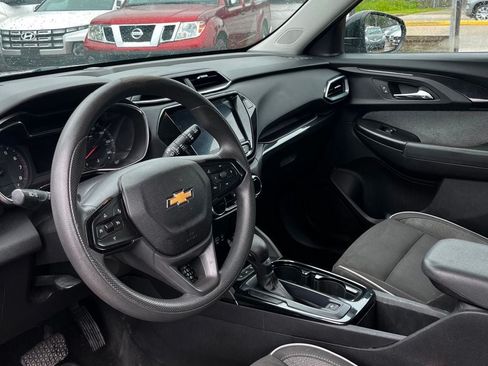 Used 2021 Chevrolet TrailBlazer LT w/ Sun and Liftgate Package FWD image 15