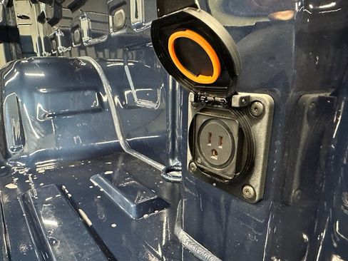 Certified 2022 Chevrolet Silverado 1500 LT image 40