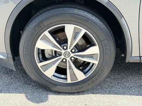 Used 2021 Nissan Murano SV FWD image 36