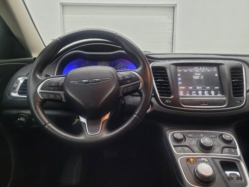 Used 2017 Chrysler 200 Limited Platinum w/ Comfort & Convenience Group FWD image 22