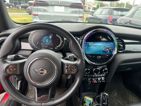 Used 2023 MINI Cooper S FWD image 6