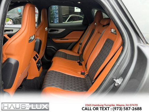 Used 2019 Jaguar F-PACE SVR AWD/4WD image 9
