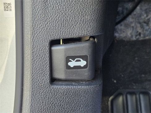 Used 2022 Nissan Altima 2.5 SV image 18