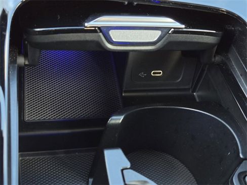 Certified 2023 Mercedes-Benz C 300 4MATIC Sedan image 19