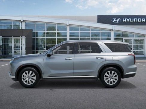 Certified 2025 Hyundai Palisade SEL image 3