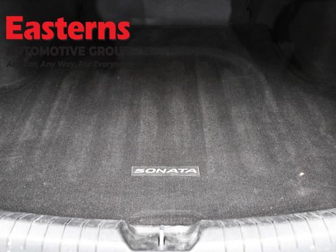 Used 2023 Hyundai Sonata SEL FWD image 9