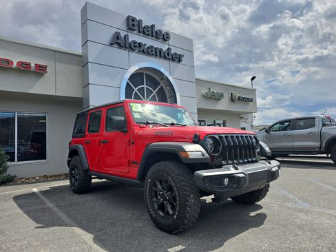 Used 2022 Jeep Wrangler Unlimited Sport image 1