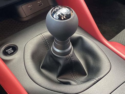 New 2026 Nissan Z Performance w/ Floor Mat Package image 30