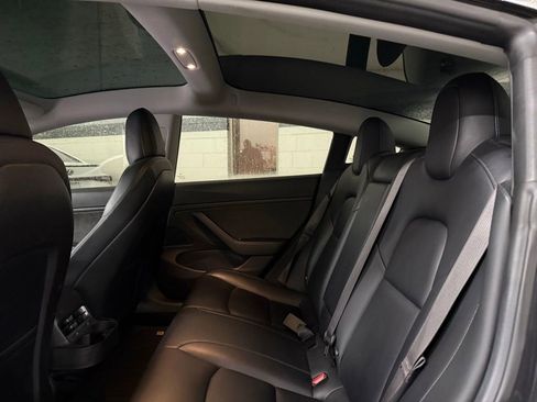 Used 2018 Tesla Model 3 Long Range AWD/4WD image 12