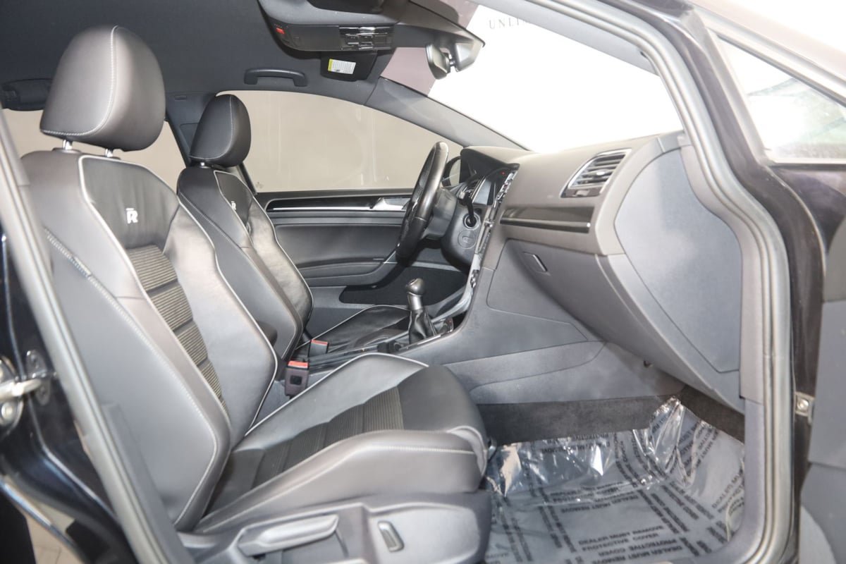 Used 2019 Volkswagen Golf 4-Door AWD/4WD image 13