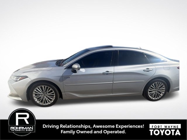 Used 2021 Toyota Avalon Limited w/ Advanced Safety Package FWD image 7