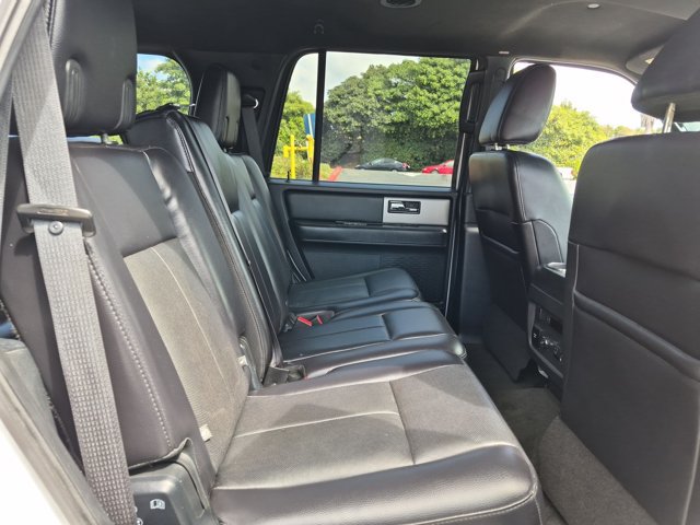 Used 2016 Ford Expedition Limited RWD image 21