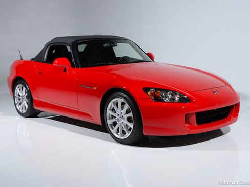 Used 2006 Honda S2000 image 2