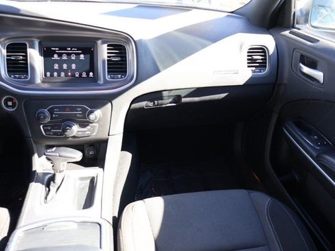 Used 2022 Dodge Charger SXT image 37