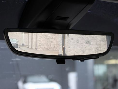 Used 2021 GMC Yukon Denali image 30