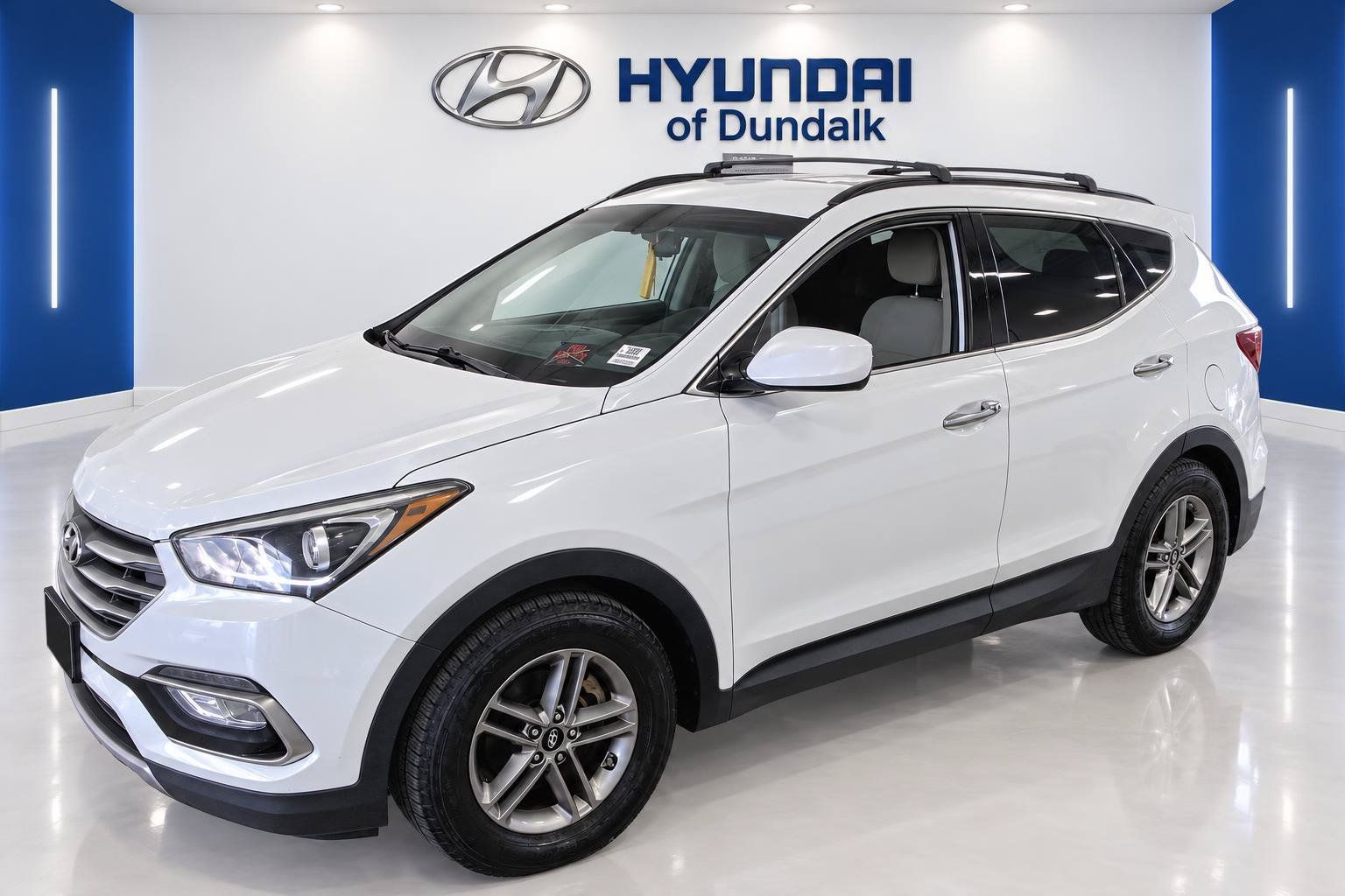 Used 2017 Hyundai Santa Fe Sport AWD/4WD image 1