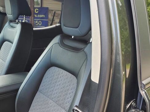 Used 2018 Chevrolet Colorado Z71 image 19