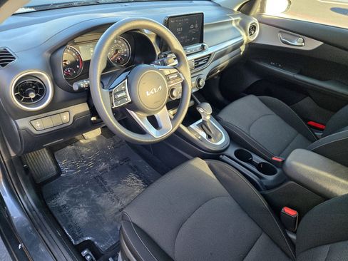 Certified 2023 Kia Forte LXS image 10
