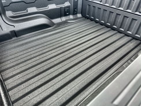 New 2026 GMC Canyon Denali image 18