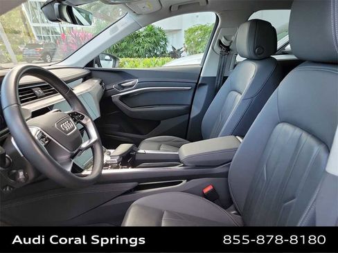 Certified 2022 Audi e-tron Premium Plus image 11