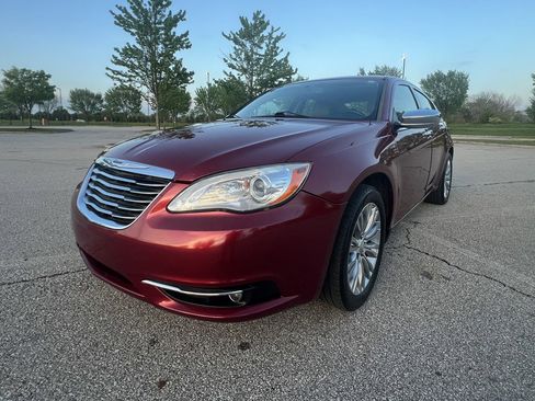 Used 2012 Chrysler 200 Limited FWD image 1