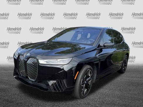 Used 2024 BMW iX xDrive50 w/ Premium Package AWD/4WD image 5