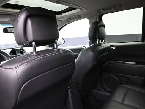 Used 2016 Jeep Compass High Altitude image 19