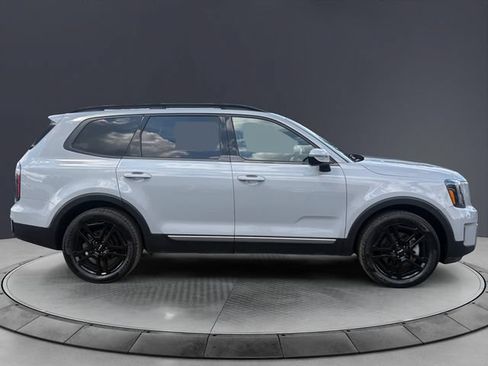 Used 2023 Kia Telluride SX X-Line AWD/4WD image 6