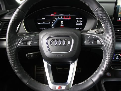Used 2021 Audi SQ5 Premium Plus w/ Premium Plus Package image 18