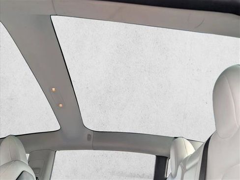 Used 2019 Tesla Model 3 Mid Range image 20