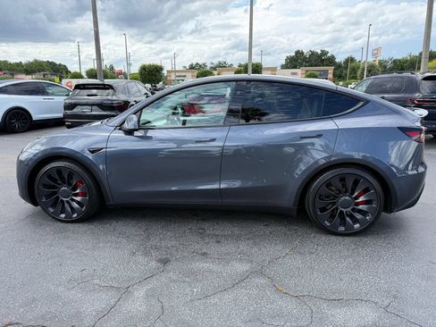 Used 2023 Tesla Model Y Performance AWD/4WD image 7