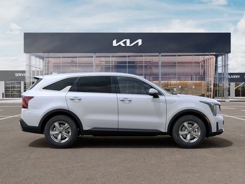 New 2026 Kia Sorento LX image 7