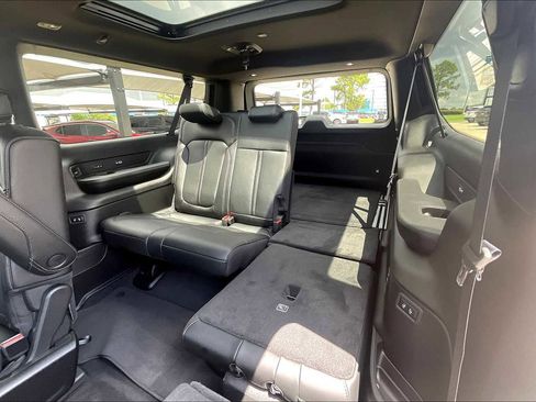 New 2025 Jeep Wagoneer L Series II w/ Convenience Group I AWD/4WD image 21