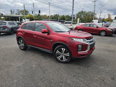 Used 2023 Mitsubishi Outlander Sport SE image 8