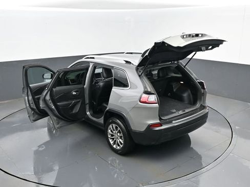 Used 2021 Jeep Cherokee Latitude Plus image 27