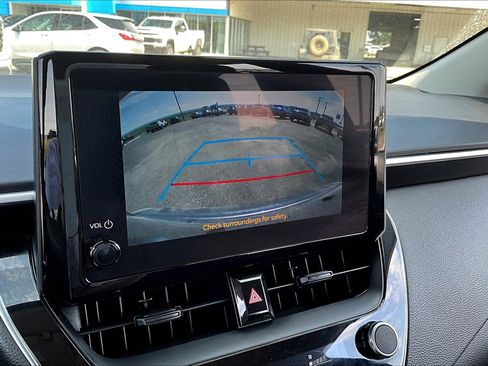 Used 2024 Toyota Corolla LE image 22