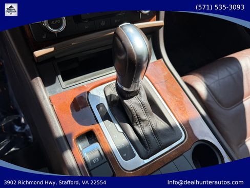 Used 2013 Volkswagen Touareg VR6 AWD/4WD image 23