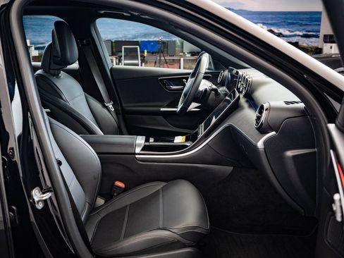 Certified 2025 Mercedes-Benz C 300 4MATIC Sedan image 21