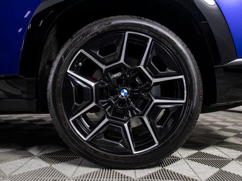 Used 2023 BMW XM image 42