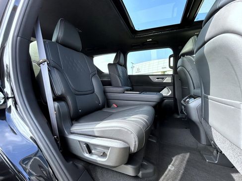 New 2026 INFINITI QX80 Autograph AWD/4WD image 18