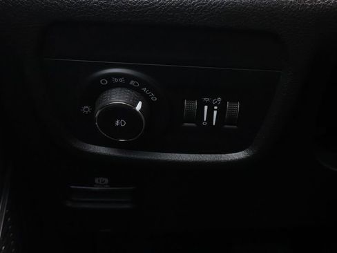 Used 2022 Jeep Grand Cherokee L Limited AWD/4WD image 36