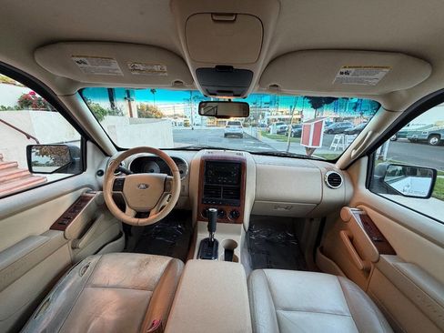Used 2006 Ford Explorer Eddie Bauer image 7