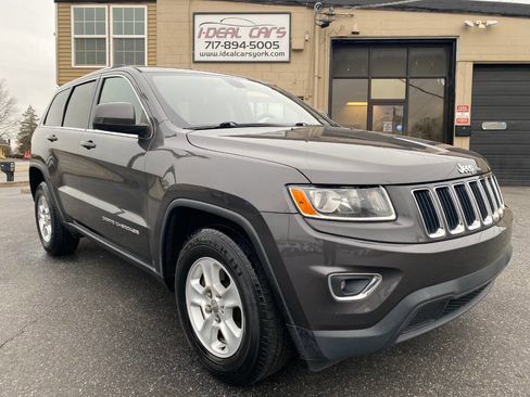 Used 2015 Jeep Grand Cherokee Laredo w/ Quick Order Package 23E AWD/4WD image 34