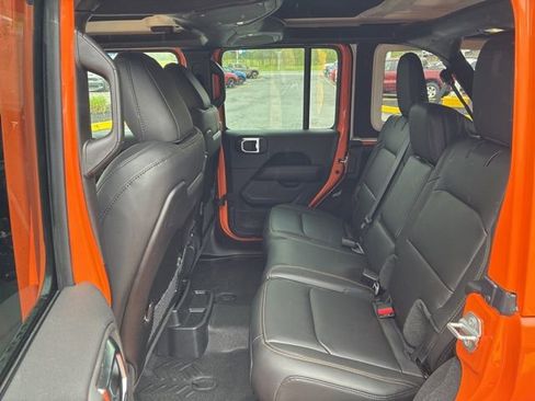 New 2025 Jeep Wrangler Unlimited Rubicon 392 image 18