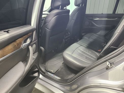 Used 2017 BMW X5 xDrive50i w/ Executive Package AWD/4WD image 39