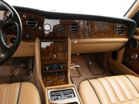 Used 1998 Rolls-Royce Silver Spur image 22