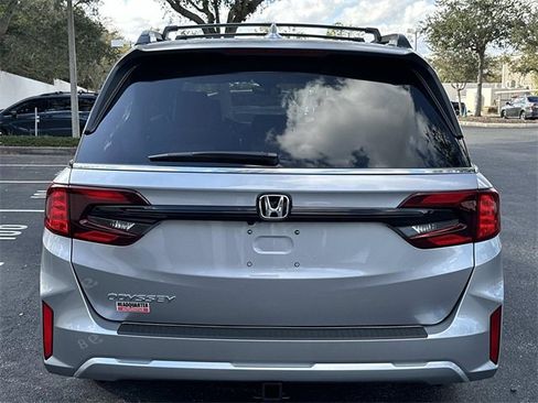 New 2026 Honda Odyssey EX-L image 4