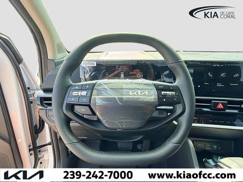 New 2026 Kia Sportage EX FWD image 34